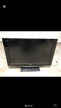Panasonic 32 inch LCD TV with remote