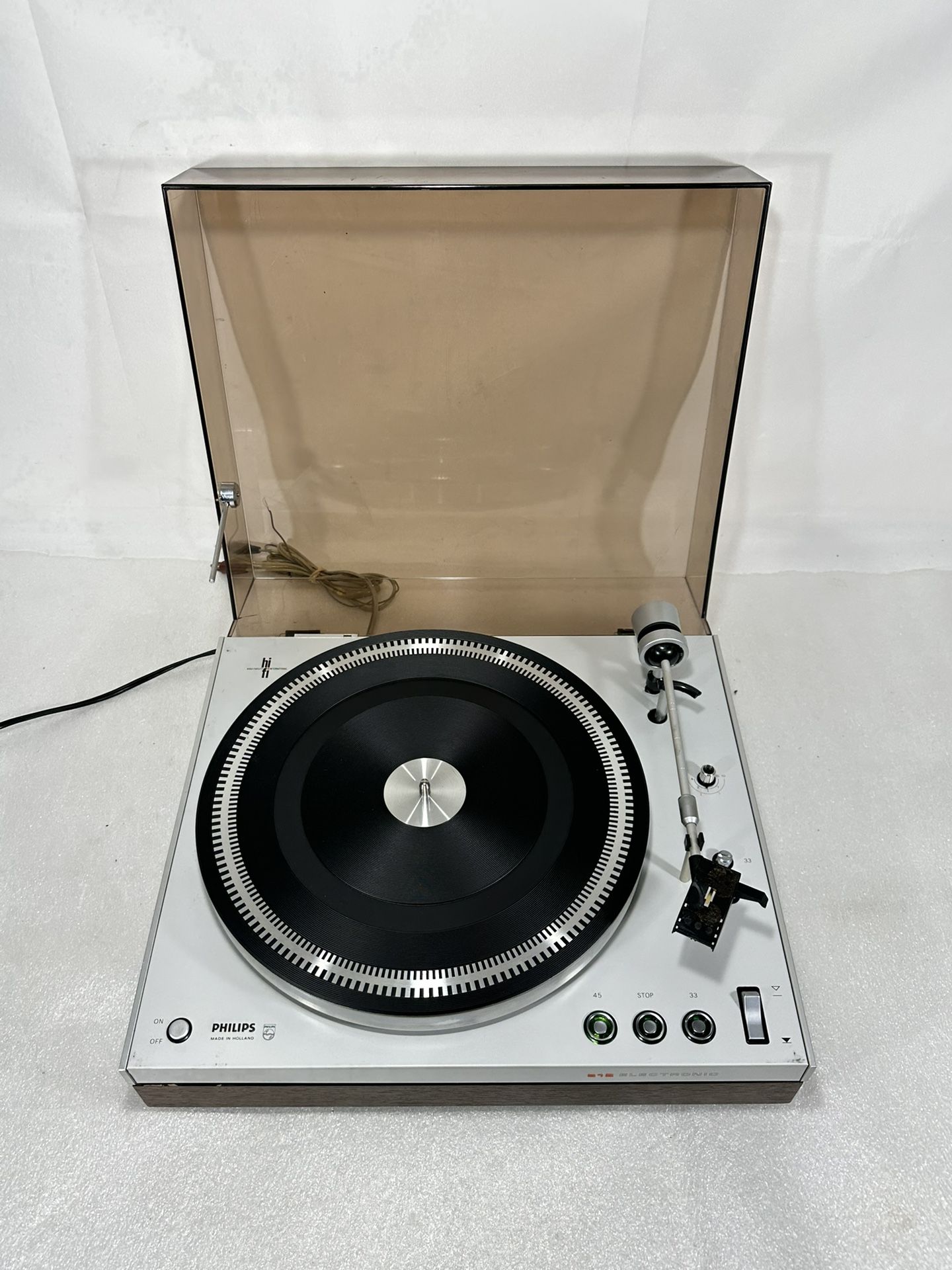 Vintage Philips 212 Electronic Turntable Power On for PARTS or REPAIR