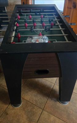 Game table