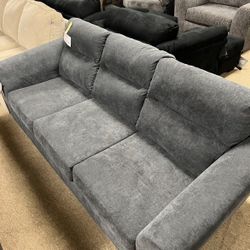 Cozy Nice Stylish Couch 