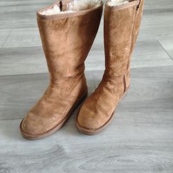 Ugg Australia Boots Size 8. Tan. Zipper. 