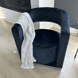 NEW Black velvet, velour, comfortable accent chair
