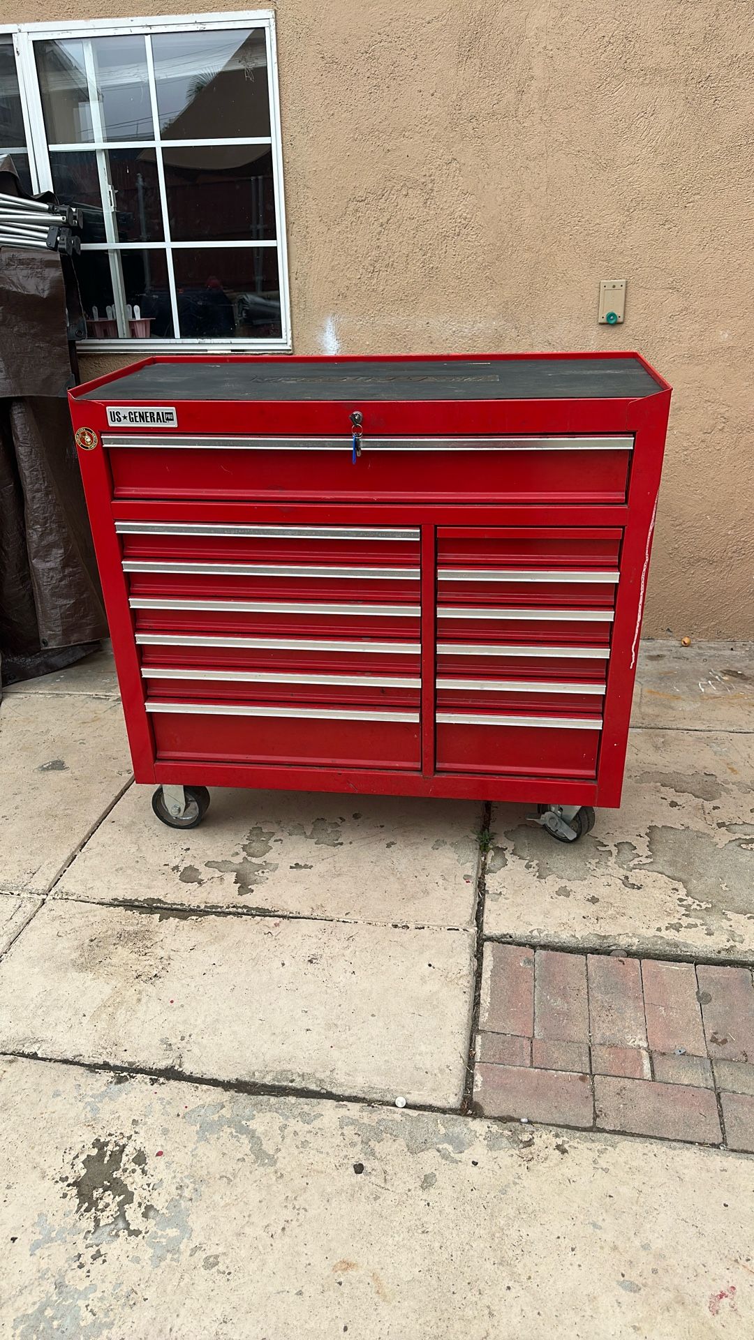 US. GENERAL TOOL BOX 13 Drawer. $350