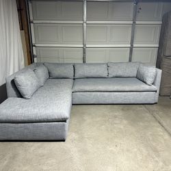 West Elm Shelter Sectional *Free Delivery*