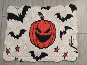 Halloween Quilted Pillow Sham Jack-O-Lantern Pumpkin Bats Stars Cream Orange 1pc