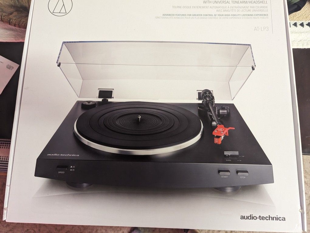 Audio Technica AT LP3 Record Player