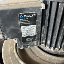 Delta positive pressure and filter for rooms