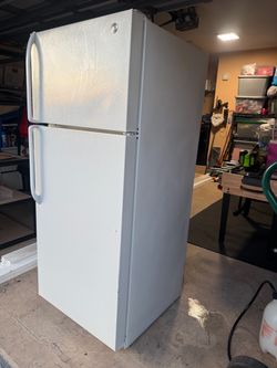 Ge fridge - refrigerador - refrigerator