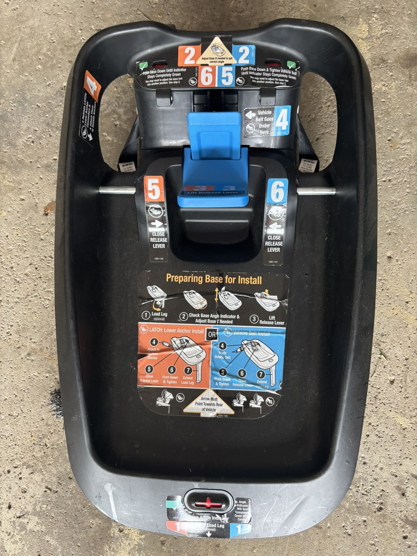 Maxi-cosi Car Seat And Base 