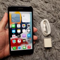 iPhone 8 Plus - UNLOCKED - Like New 