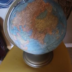 Antique Cram's world globe excellent Condition.  Obo