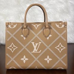Louis Vuitton fashion items