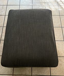 Storage ottoman