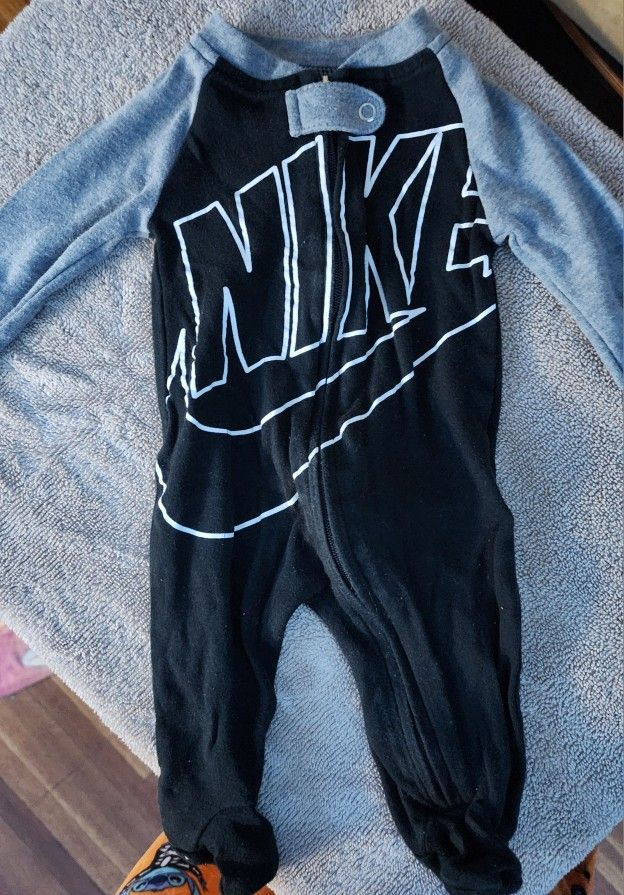 Newborn Nike Outfit