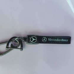 KeyChainfor Loop Key Chain w/ Quick Release for Mercedes Benz 