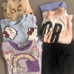 35 Piece Kids Clothing From Age 6-9 Girls!!! Some New With Tags!