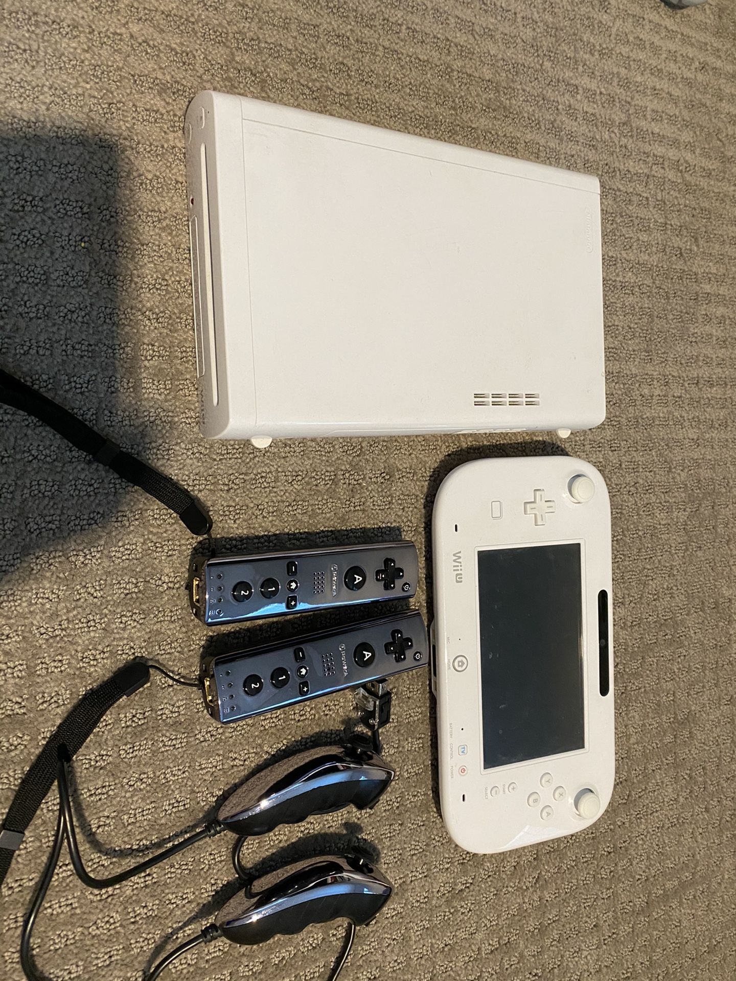 Nintendo Wii U console, controllers, fit and games
