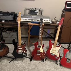 Custom, unique and vintage guitars