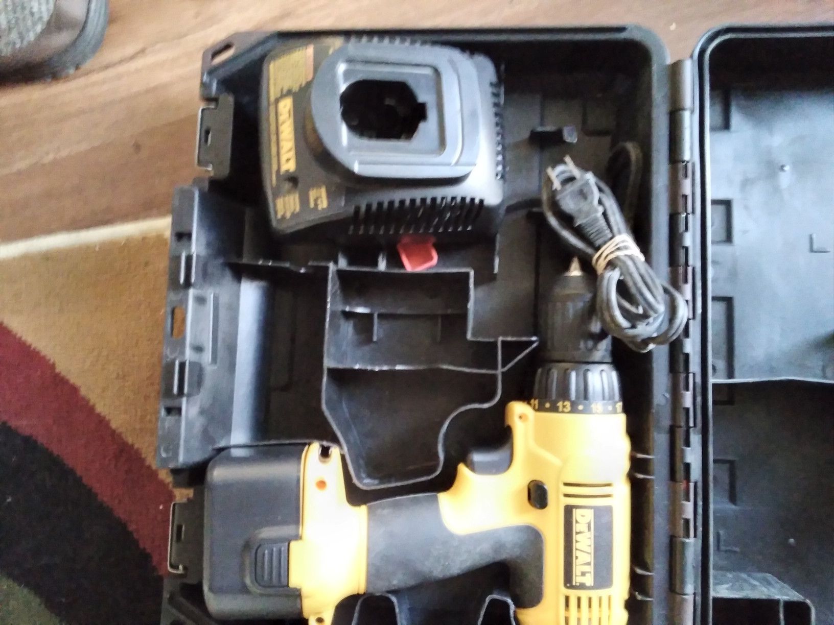 Dewalt