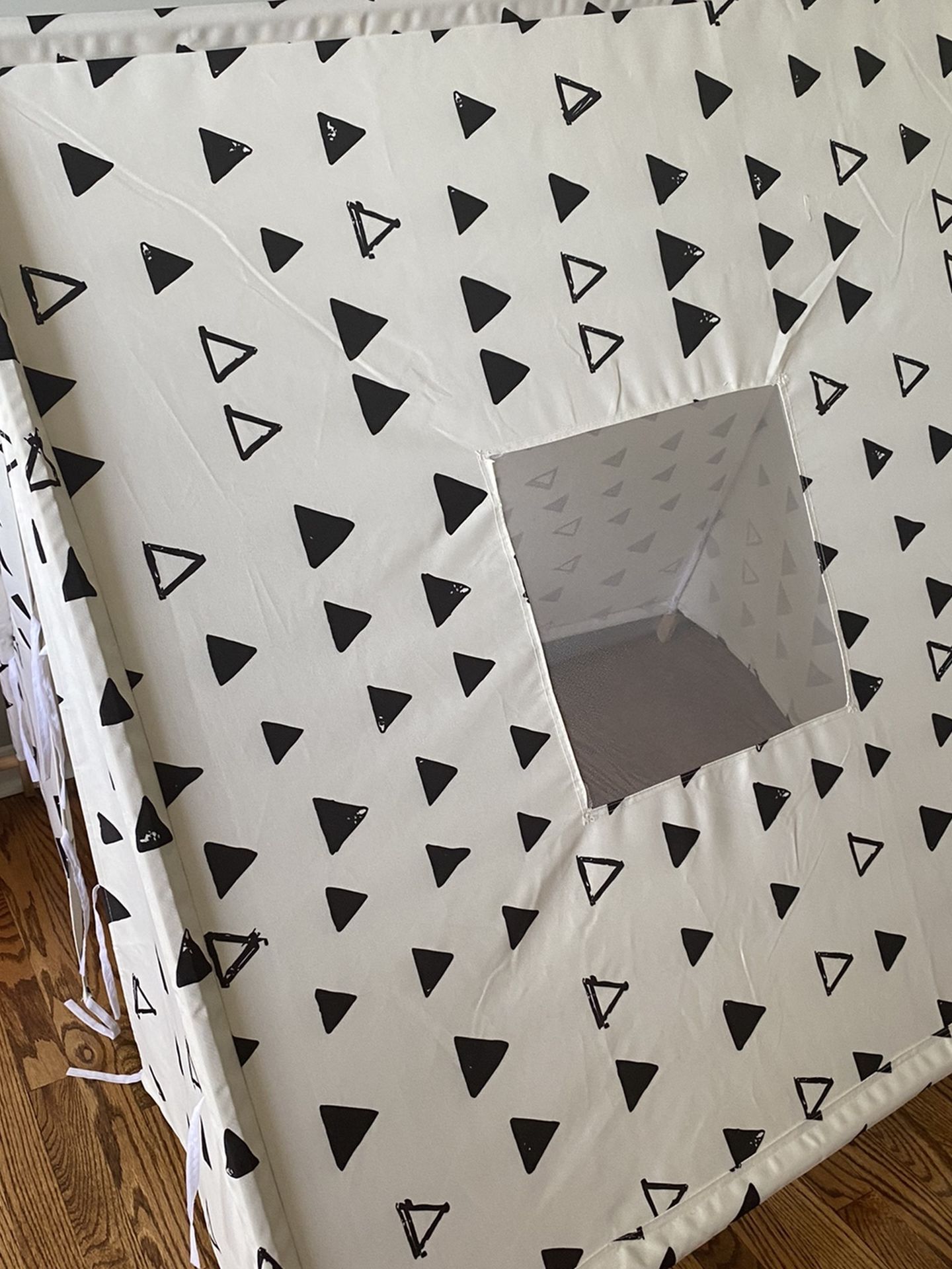 Kid Play Tent