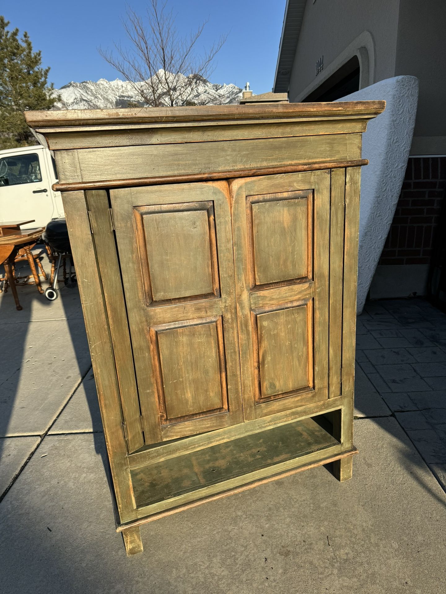 Vintage! TV Cabinet Hutch Wooden Green