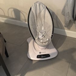 4moms Mamaroo Swing 
