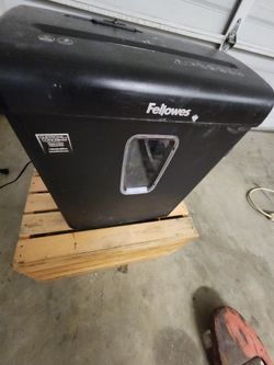 Fellowes Paper SHREDDER