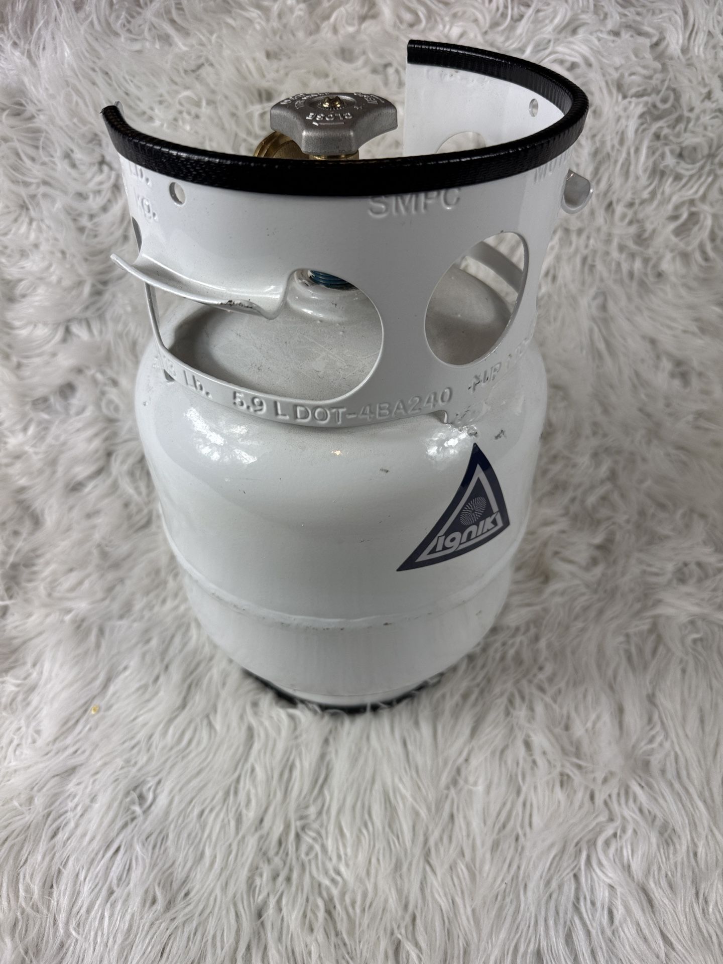 Ignik 5lb 1.2 gallon propane tank