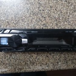 Alpine Bluetooth Digital Media Receiver