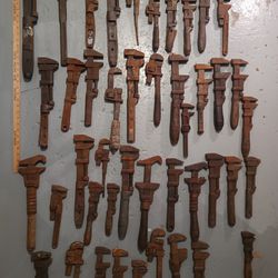 Antique Tools Monkey Pipe Wrenches Lot  Of 44