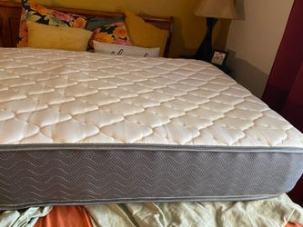 Twin mattress