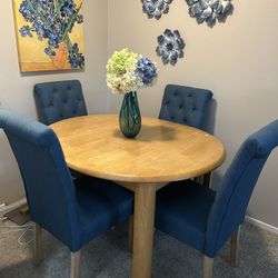 Dining Table And 4 Chairs