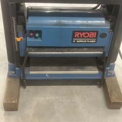 Ryobi 10" Surface Planer AP10   working condition Heavy Duty. Location below  31705 SR-54  Wesley Chapel, FL  33545 storage mart  Formally Metro Self 