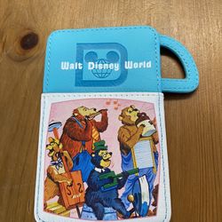 Disney travel, wallet
