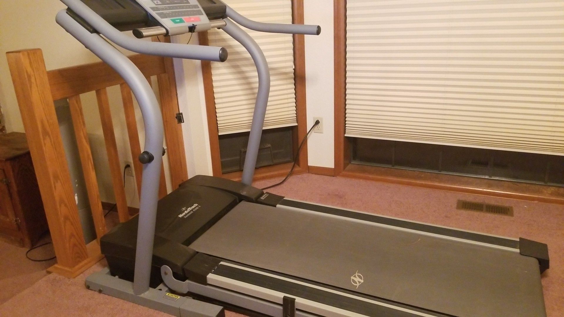 FREE! NordicTrack Summit 4500 X treadmill for Sale in Mill Creek, WA