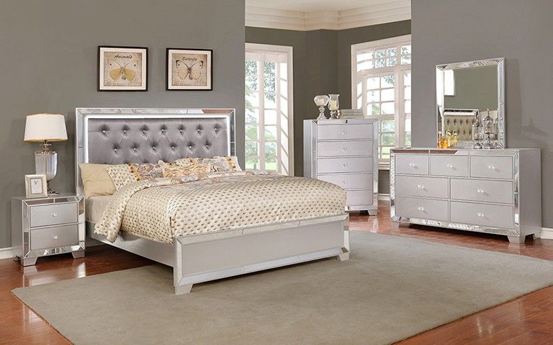 50% SALE Queen Size Bedroom Set