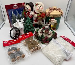 Christmas Decor Lot