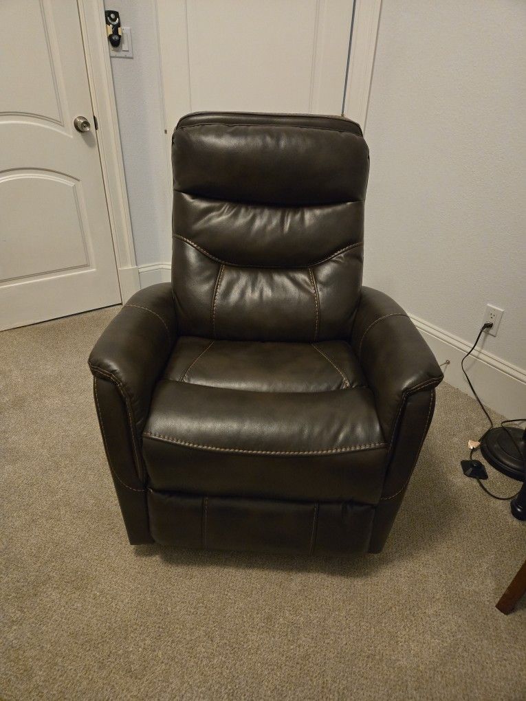 Rocker/Recliner