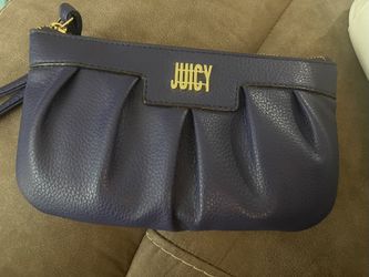 Brand New Juicy Couture Wristlit