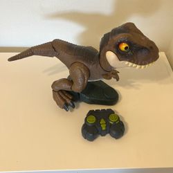Jurassic World Roaring Frenzy TRex 