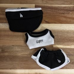 Labubu Dodger Outfit