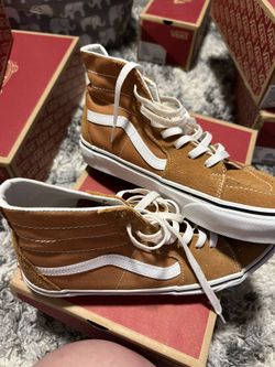 Sk8-Hi tapered Theory Meerkat Vans