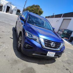 Nissan Pathfinder For Sale