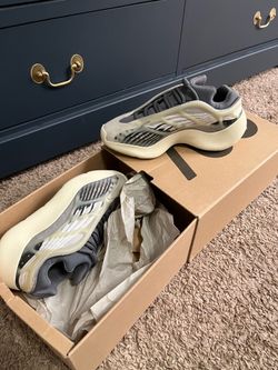 Yeezy Size 5