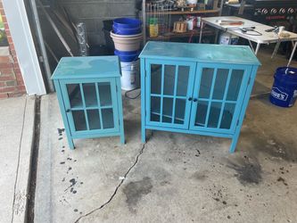 Cabinet set