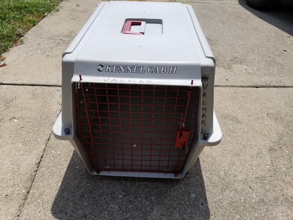 Dog crate (Kennel Cabin II)