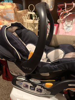 Chicco Carseat for Infants with Base