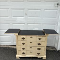 Vintage Flip Top Server 
