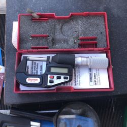 Starrett Electronic Digital Micrometer