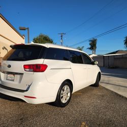 Kia SEDONA xL 2015